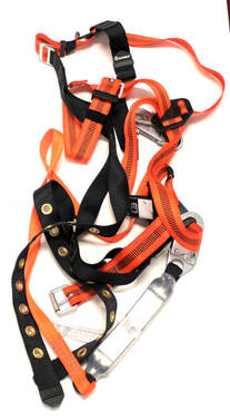 Safewaze V-Line Climbing Harness