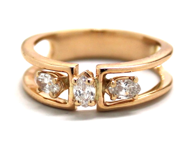 Ladies 14K Three-Diamond Engagement Ring
