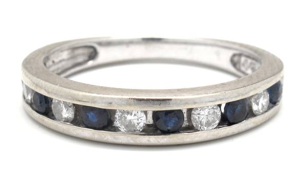 14K Ladies Diamond/Sapphire Ring