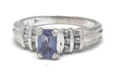 Ladies Diamond/Tanzanite Ring