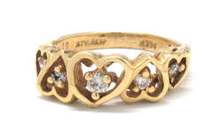 Ladies Diamond/14K Heart Ring