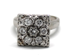 Ladies Diamond/10K Cluster Ring